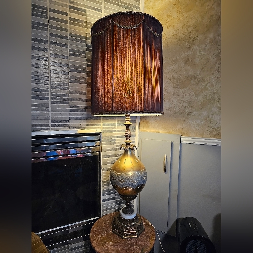 Very Rare‎ Beautiful vintage antique glass English 48" Tall table Lamp